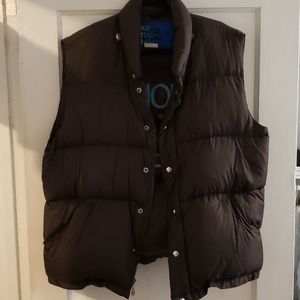TRUE RELIGION DOWN VEST